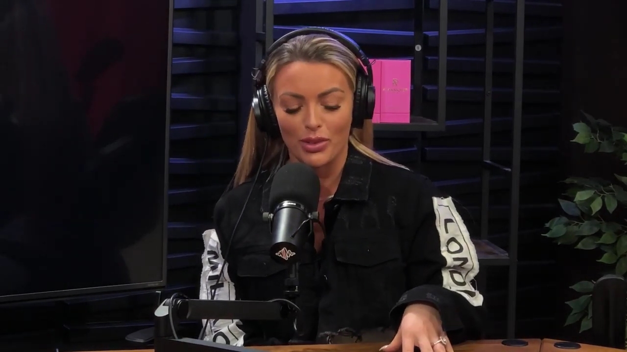 x2mate_com-Ep_11_-_Power_Alphas_Podcast___28Mandy_Saccomanno__mp43785.jpg