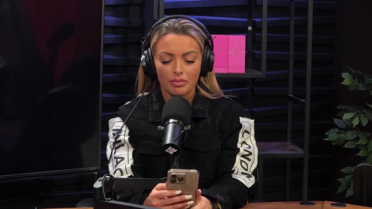x2mate_com-Ep_11_-_Power_Alphas_Podcast___28Mandy_Saccomanno__mp43964.jpg