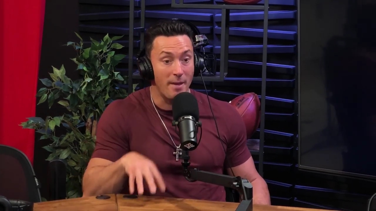 x2mate_com-Ep_11_-_Power_Alphas_Podcast___28Mandy_Saccomanno__mp44106.jpg