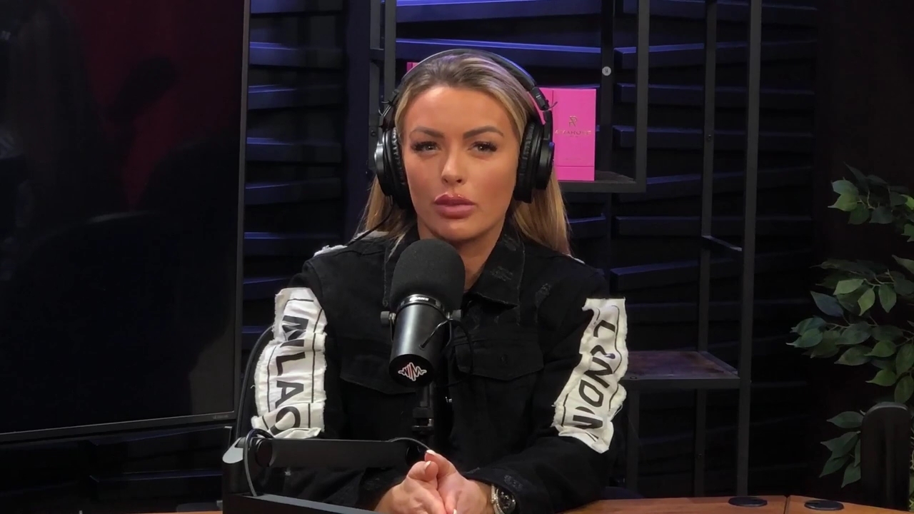 x2mate_com-Ep_11_-_Power_Alphas_Podcast___28Mandy_Saccomanno__mp44697.jpg