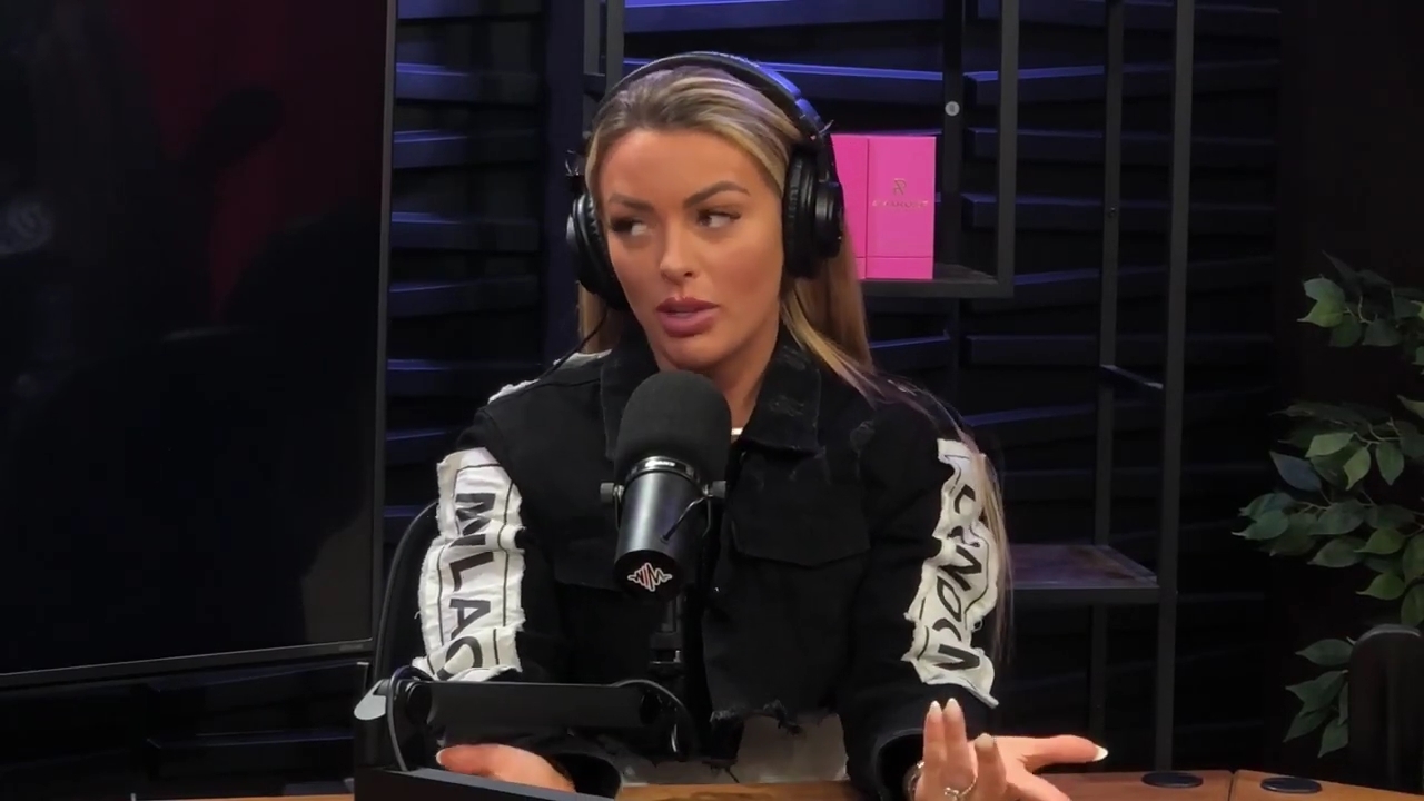 x2mate_com-Ep_11_-_Power_Alphas_Podcast___28Mandy_Saccomanno__mp44872.jpg