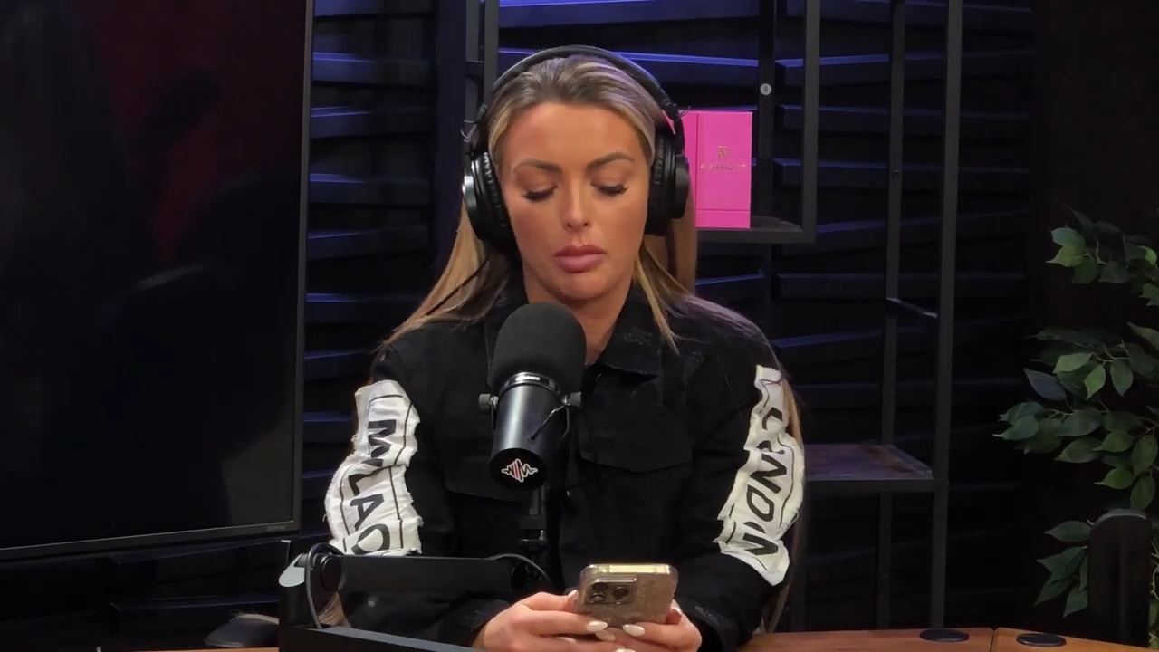 x2mate_com-Ep_11_-_Power_Alphas_Podcast___28Mandy_Saccomanno__mp44980.jpg