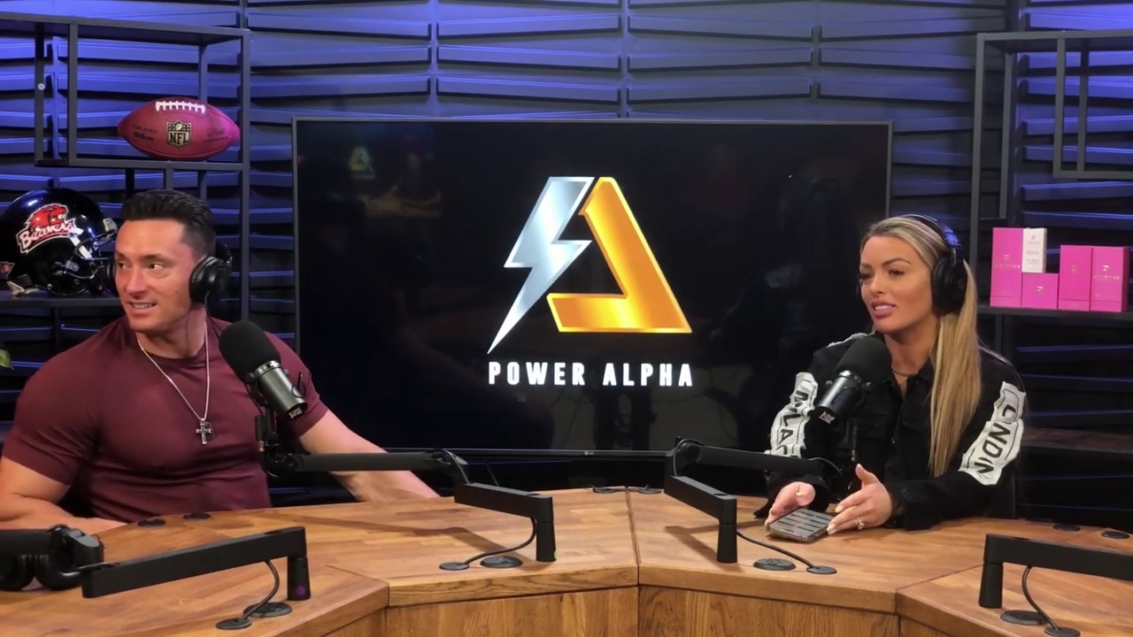 x2mate_com-Ep_11_-_Power_Alphas_Podcast___28Mandy_Saccomanno__mp45160.jpg