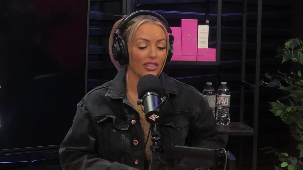 x2mate_com-Ep_12_-_Power_Alphas_Podcast__NFL_Playoffs2C_Viral_on_TikTok___28Mandy_Saccomanno__mp40044.jpg
