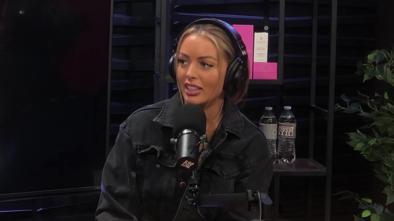 x2mate_com-Ep_12_-_Power_Alphas_Podcast__NFL_Playoffs2C_Viral_on_TikTok___28Mandy_Saccomanno__mp40971.jpg