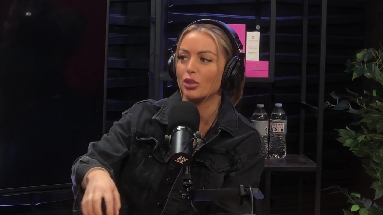 x2mate_com-Ep_12_-_Power_Alphas_Podcast__NFL_Playoffs2C_Viral_on_TikTok___28Mandy_Saccomanno__mp41055.jpg