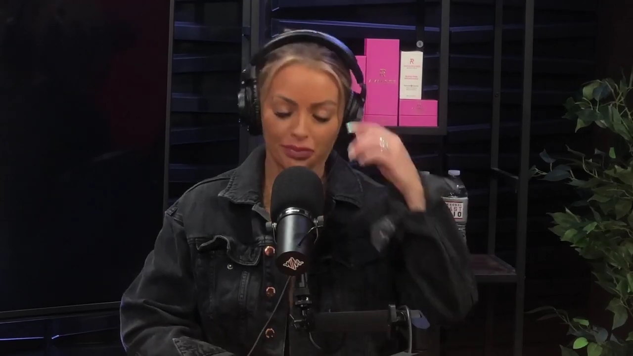 x2mate_com-Ep_12_-_Power_Alphas_Podcast__NFL_Playoffs2C_Viral_on_TikTok___28Mandy_Saccomanno__mp41724.jpg