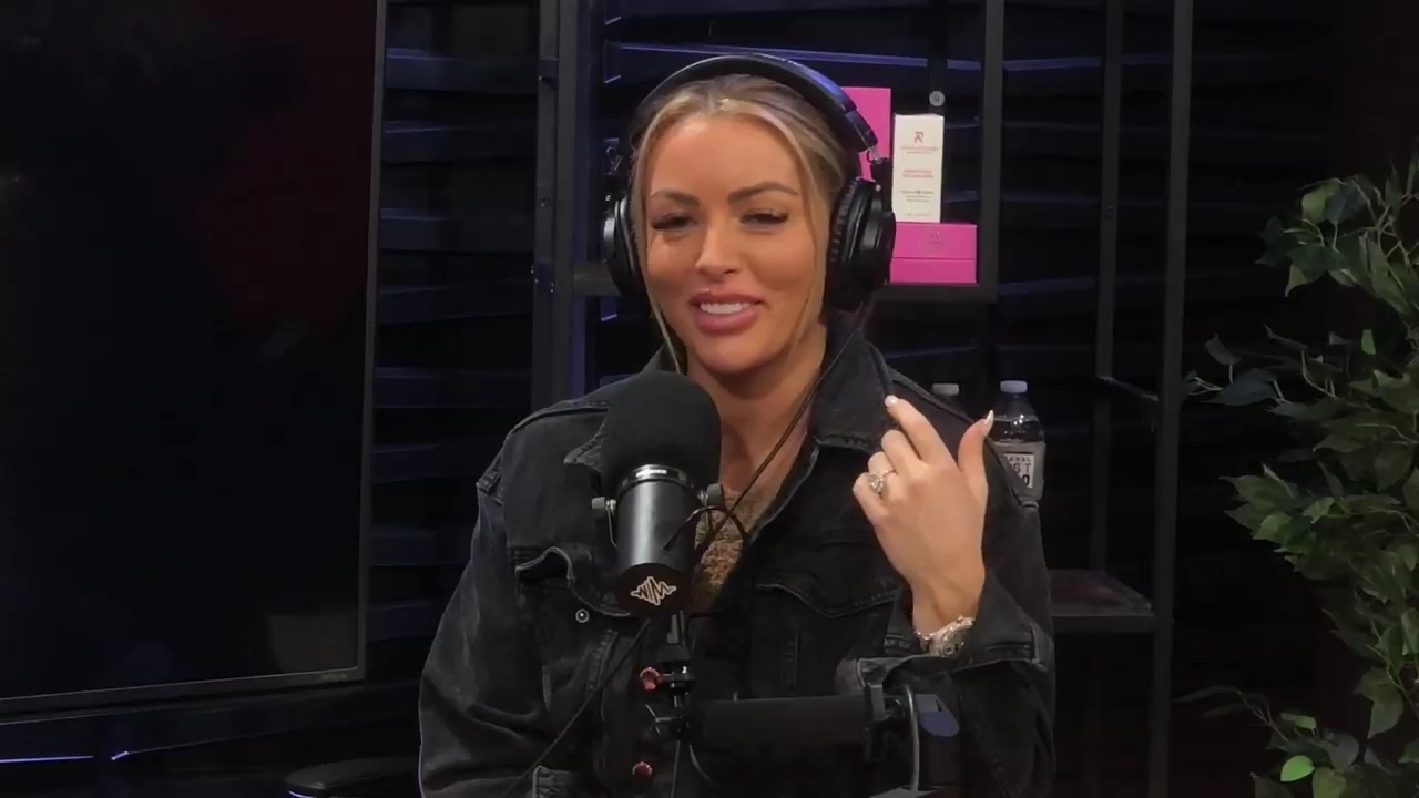 x2mate_com-Ep_12_-_Power_Alphas_Podcast__NFL_Playoffs2C_Viral_on_TikTok___28Mandy_Saccomanno__mp42037.jpg