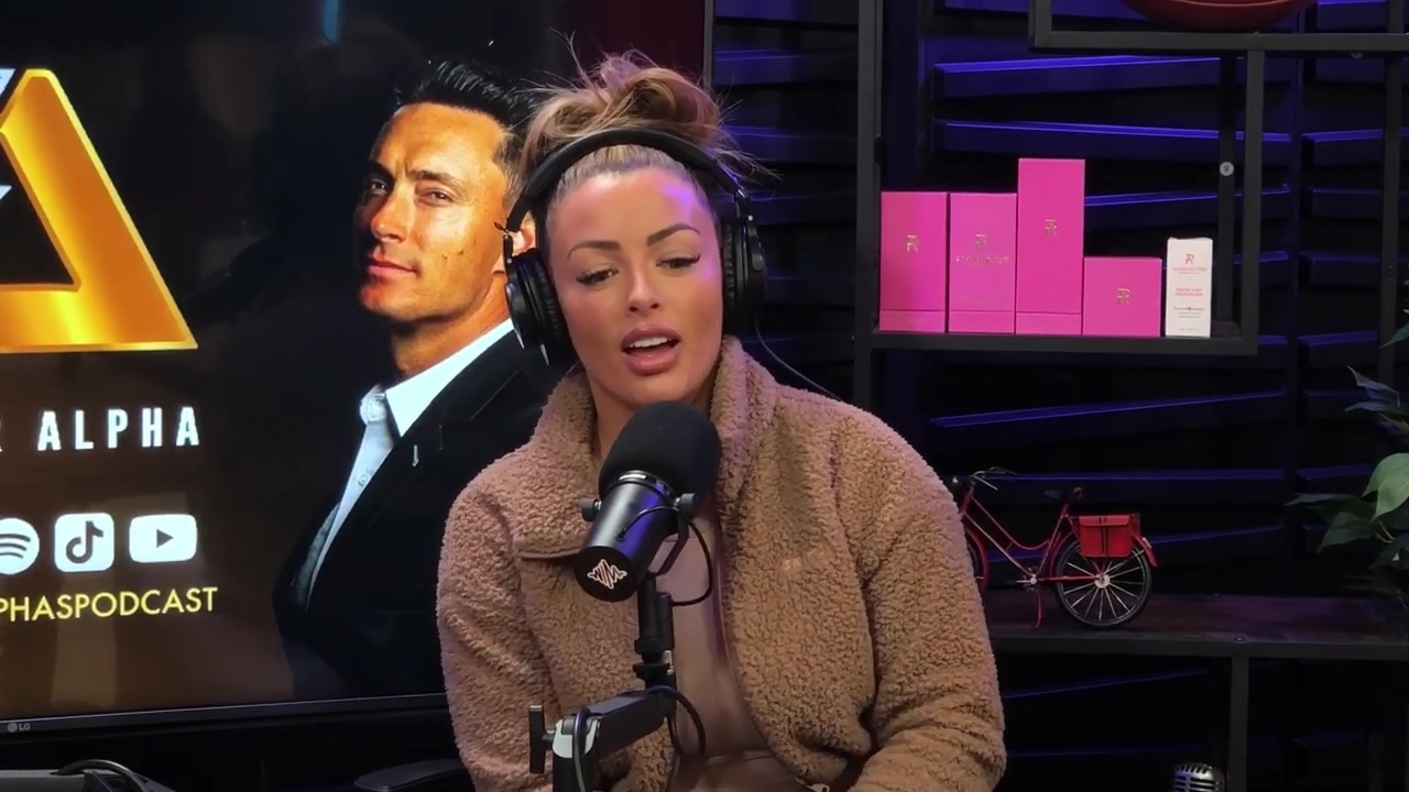 x2mate_com-Ep_13_-_Power_Alphas_Podcast__Love_Languages___28Mandy_Saccomanno__mp40060.jpg