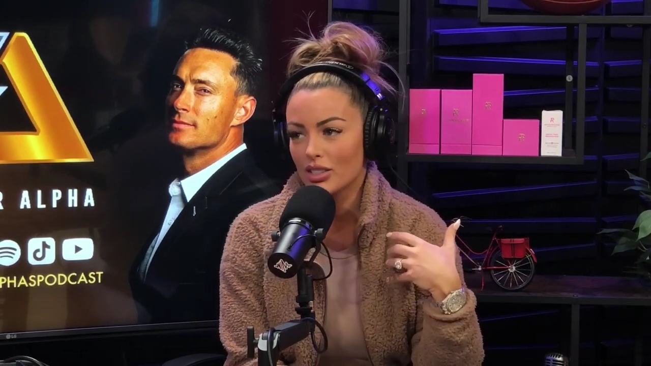 x2mate_com-Ep_13_-_Power_Alphas_Podcast__Love_Languages___28Mandy_Saccomanno__mp40210.jpg