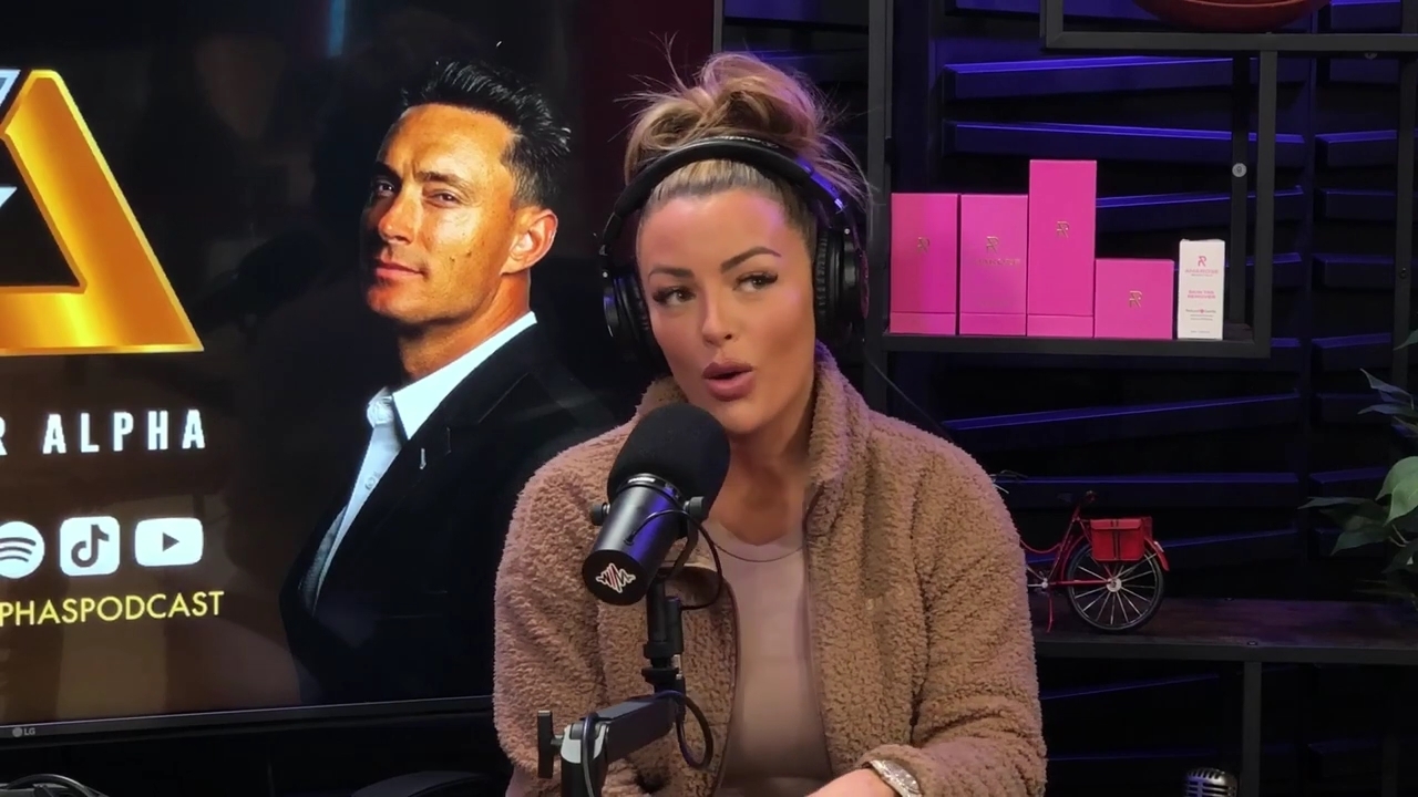 x2mate_com-Ep_13_-_Power_Alphas_Podcast__Love_Languages___28Mandy_Saccomanno__mp40218.jpg