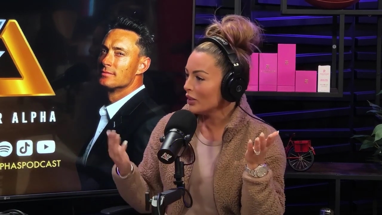 x2mate_com-Ep_13_-_Power_Alphas_Podcast__Love_Languages___28Mandy_Saccomanno__mp40247.jpg