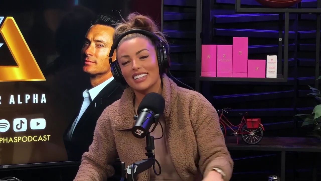 x2mate_com-Ep_13_-_Power_Alphas_Podcast__Love_Languages___28Mandy_Saccomanno__mp40256.jpg