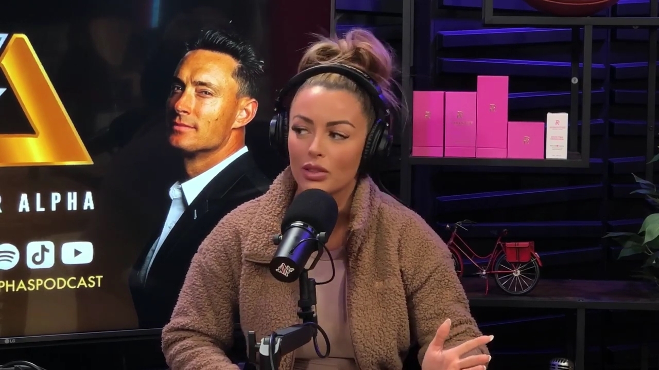 x2mate_com-Ep_13_-_Power_Alphas_Podcast__Love_Languages___28Mandy_Saccomanno__mp40270.jpg