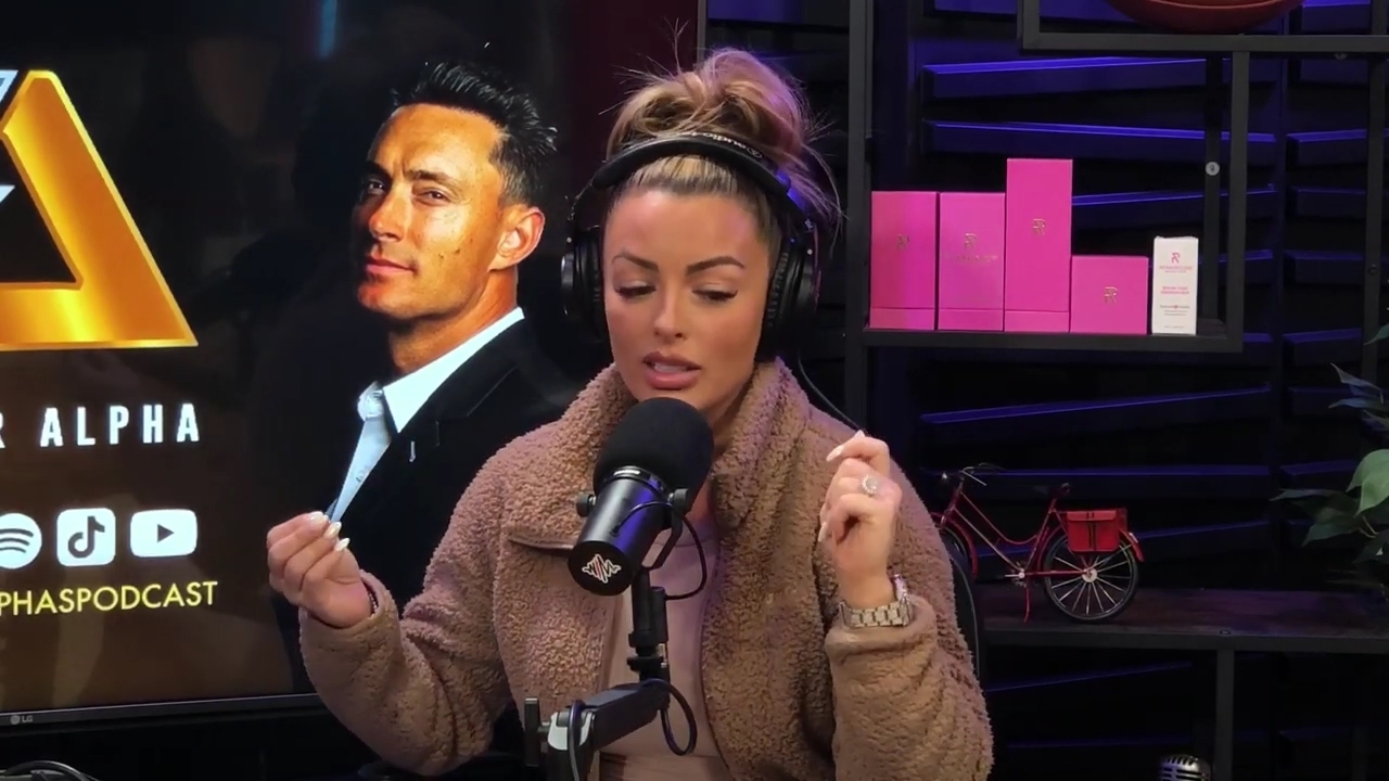 x2mate_com-Ep_13_-_Power_Alphas_Podcast__Love_Languages___28Mandy_Saccomanno__mp40277.jpg