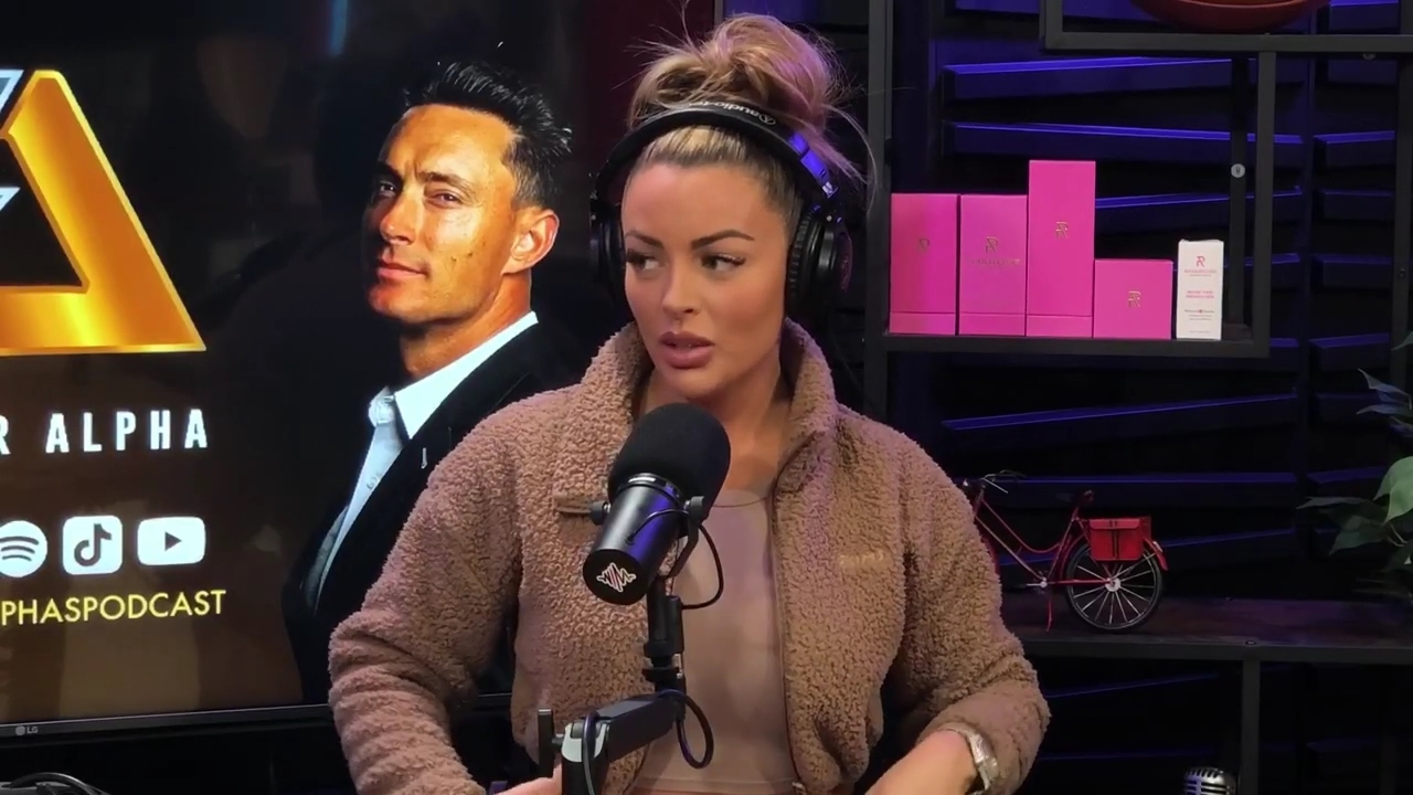 x2mate_com-Ep_13_-_Power_Alphas_Podcast__Love_Languages___28Mandy_Saccomanno__mp40301.jpg