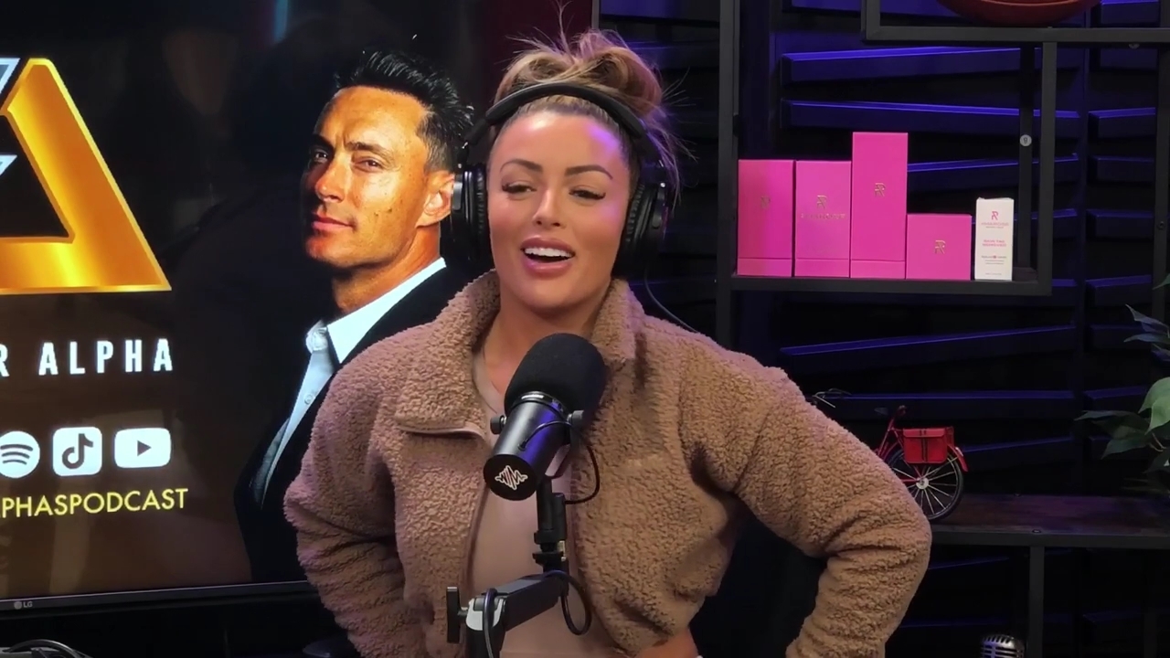 x2mate_com-Ep_13_-_Power_Alphas_Podcast__Love_Languages___28Mandy_Saccomanno__mp40314.jpg