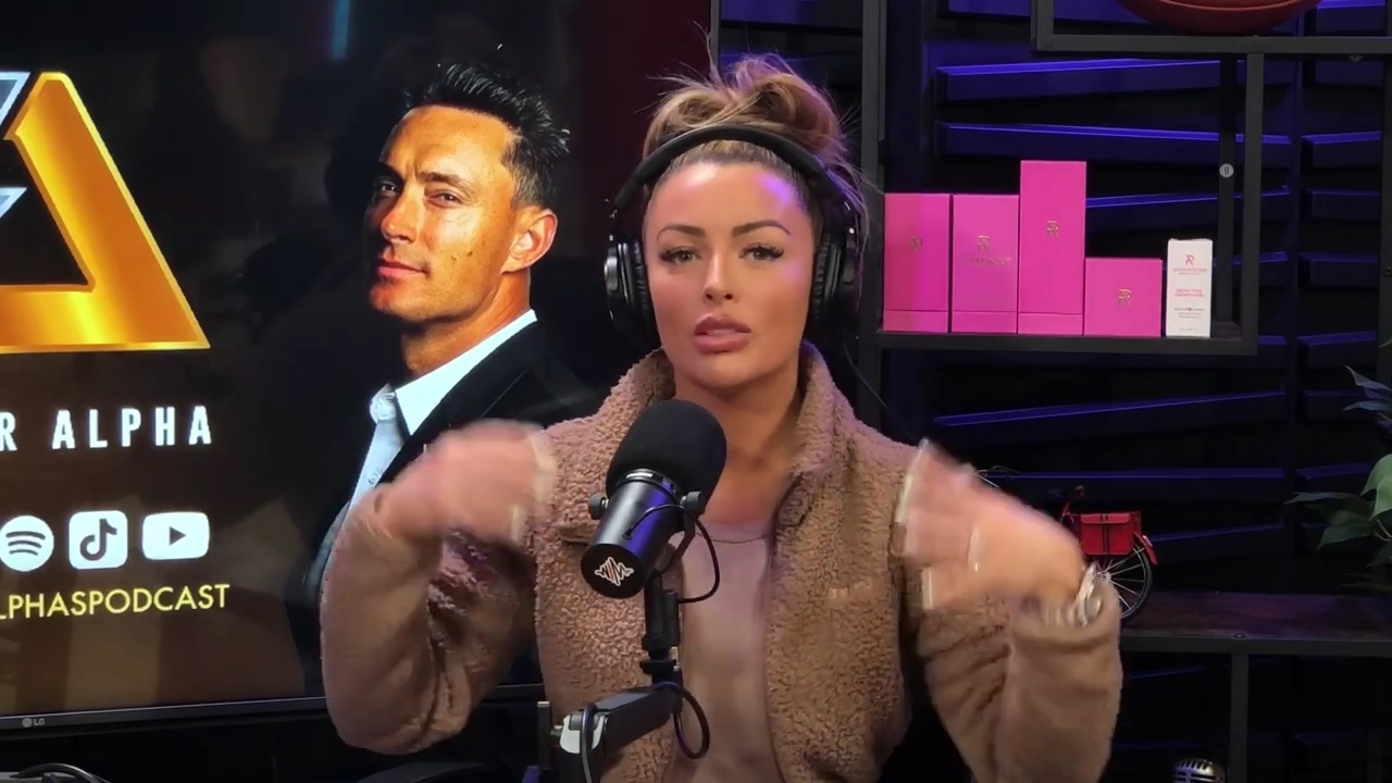 x2mate_com-Ep_13_-_Power_Alphas_Podcast__Love_Languages___28Mandy_Saccomanno__mp40340.jpg