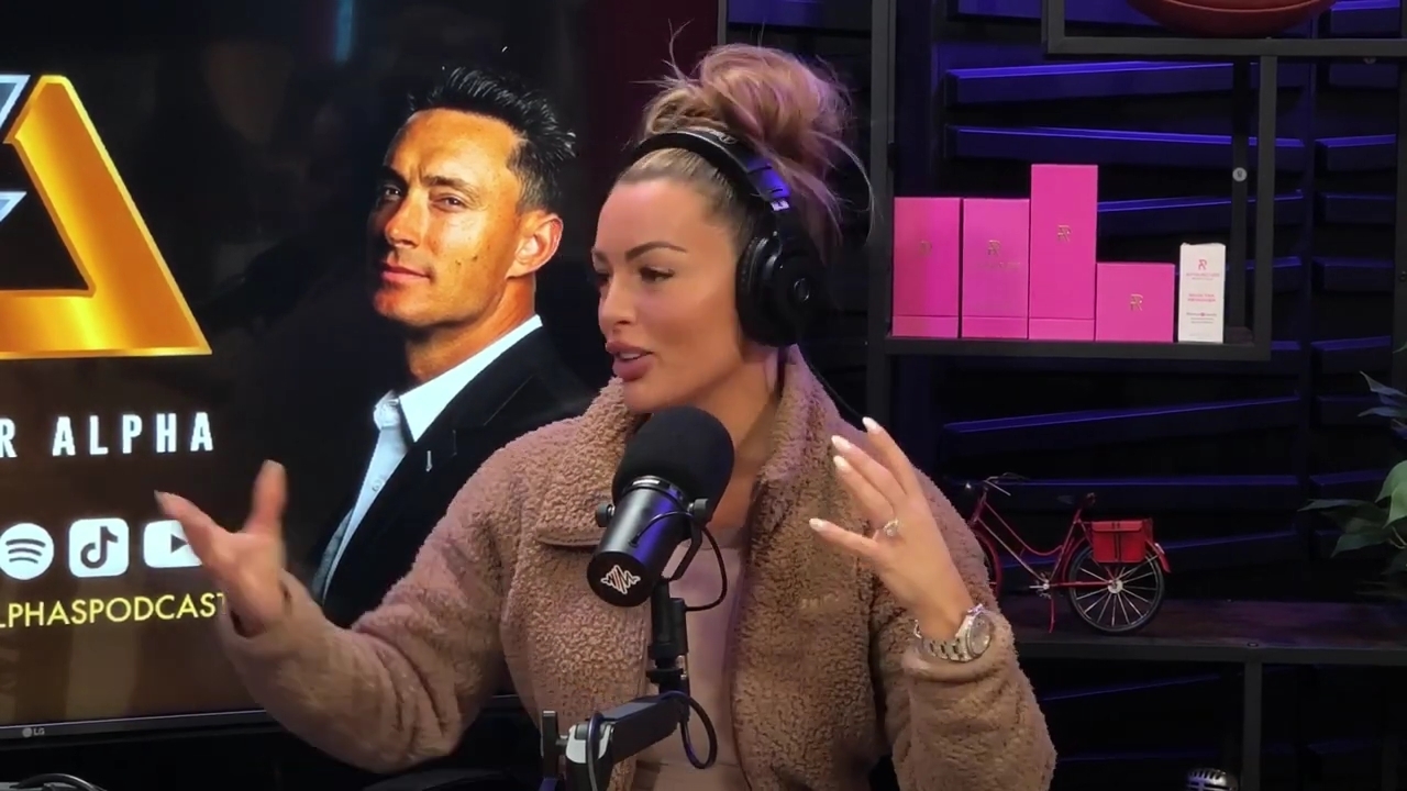 x2mate_com-Ep_13_-_Power_Alphas_Podcast__Love_Languages___28Mandy_Saccomanno__mp40357.jpg