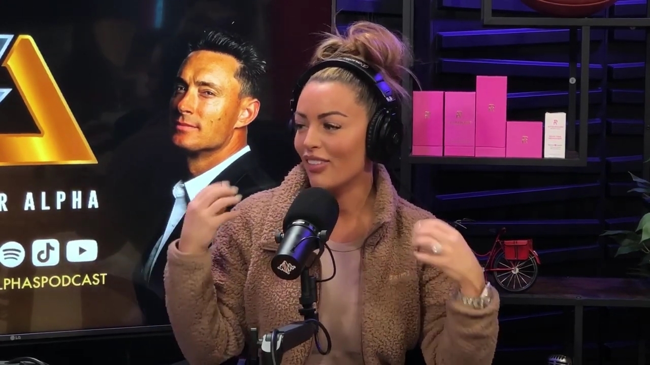 x2mate_com-Ep_13_-_Power_Alphas_Podcast__Love_Languages___28Mandy_Saccomanno__mp40359.jpg