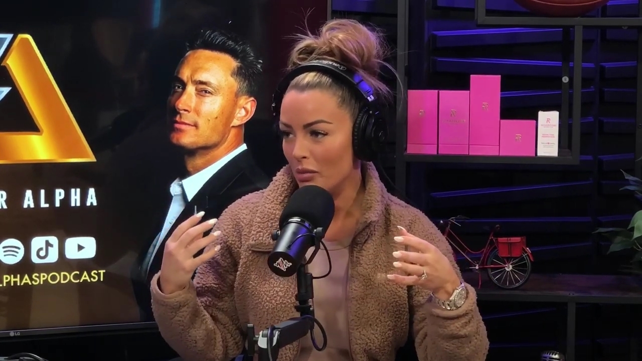 x2mate_com-Ep_13_-_Power_Alphas_Podcast__Love_Languages___28Mandy_Saccomanno__mp40363.jpg
