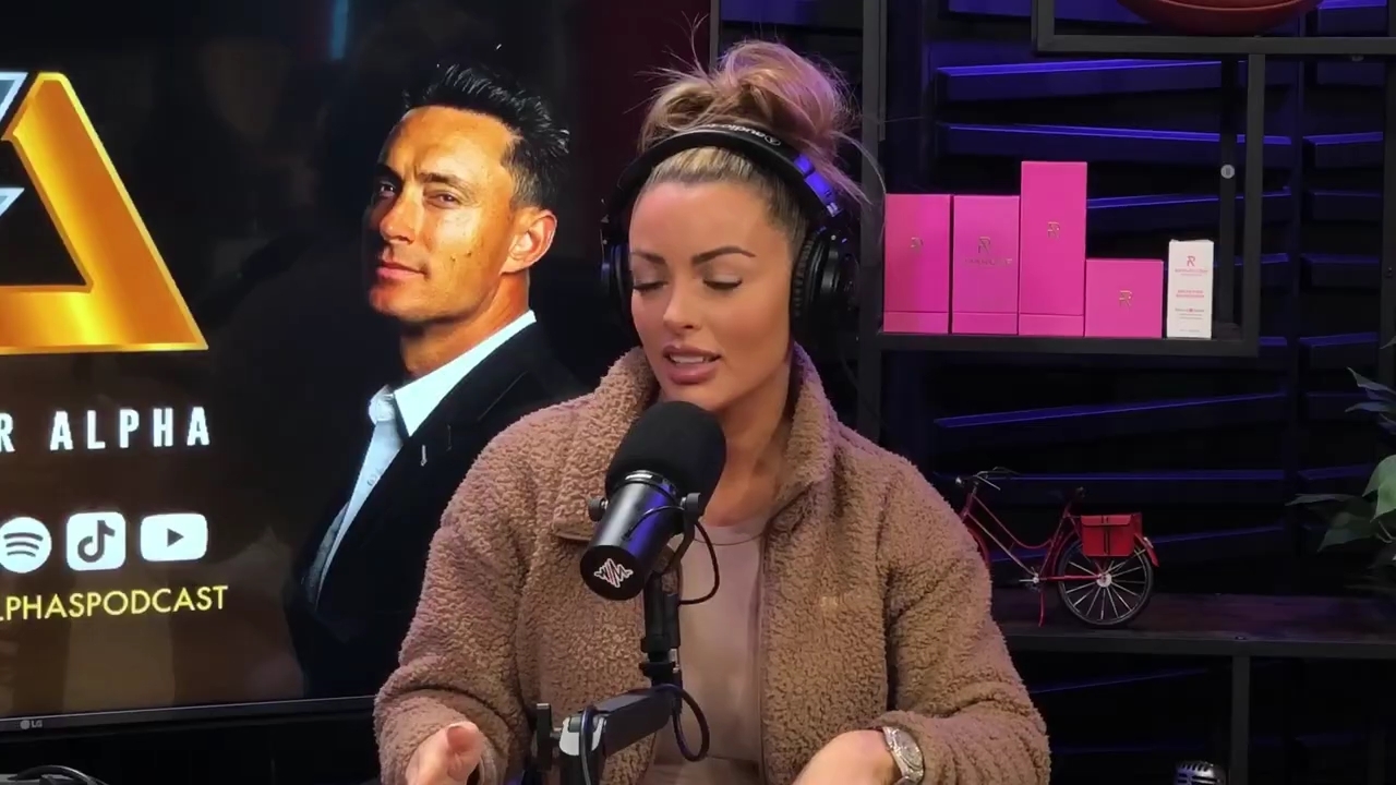 x2mate_com-Ep_13_-_Power_Alphas_Podcast__Love_Languages___28Mandy_Saccomanno__mp40367.jpg