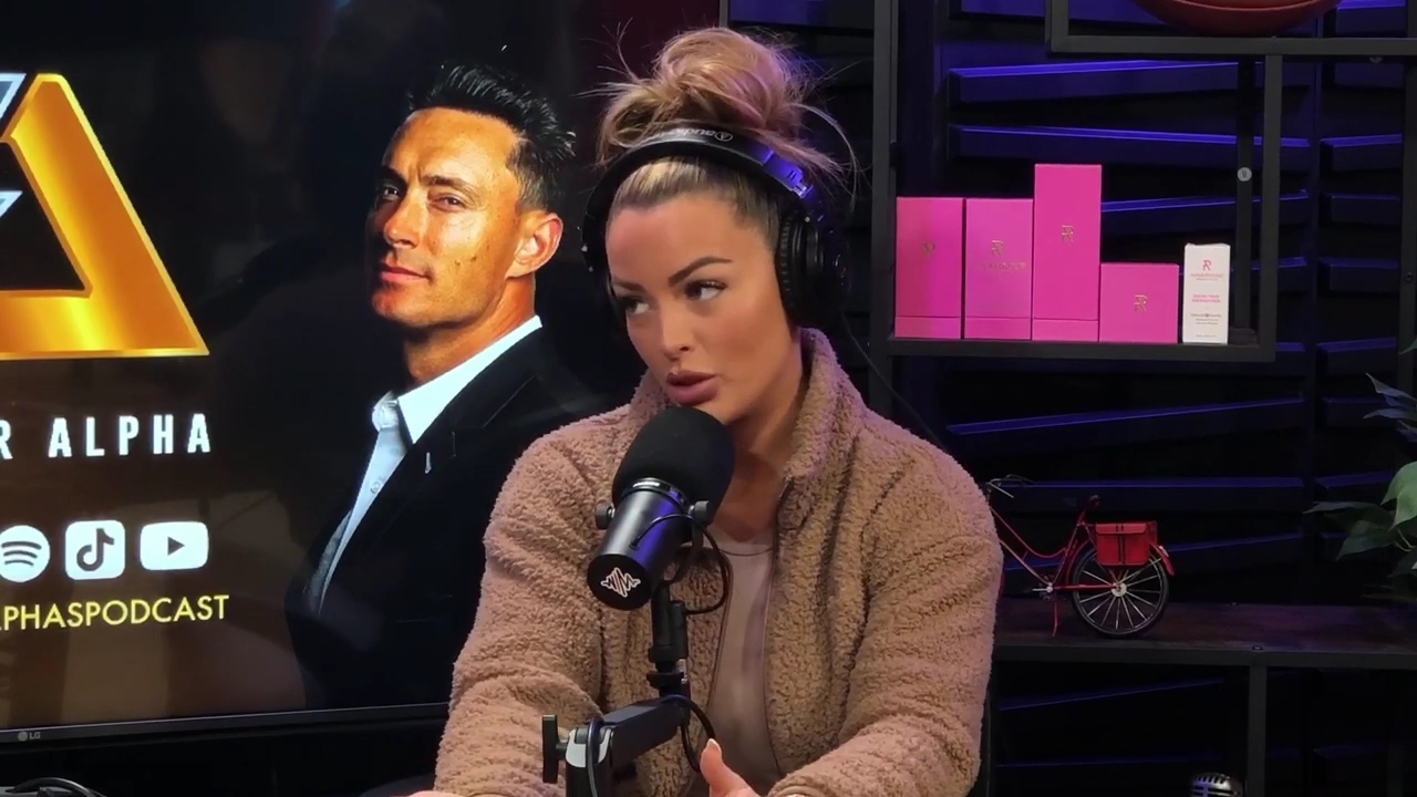 x2mate_com-Ep_13_-_Power_Alphas_Podcast__Love_Languages___28Mandy_Saccomanno__mp40380.jpg