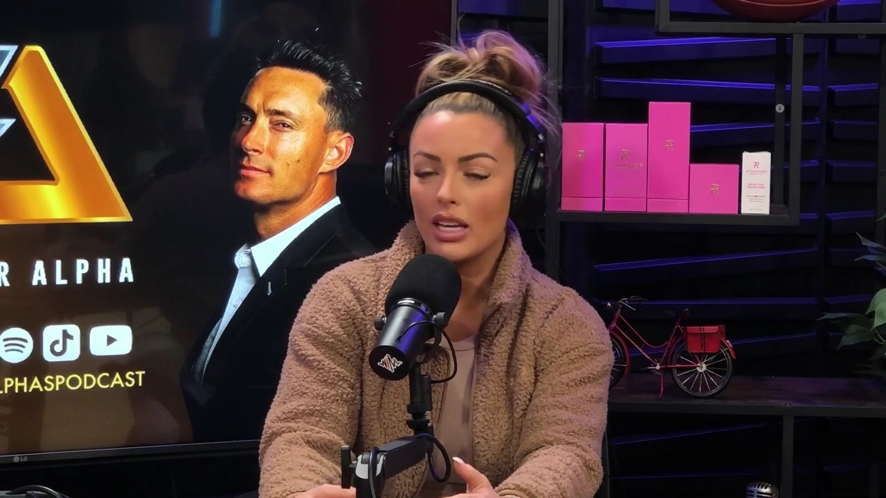 x2mate_com-Ep_13_-_Power_Alphas_Podcast__Love_Languages___28Mandy_Saccomanno__mp40404.jpg