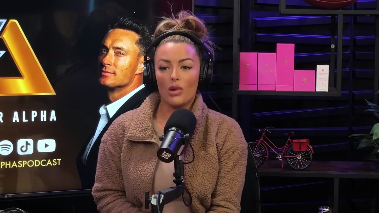 x2mate_com-Ep_13_-_Power_Alphas_Podcast__Love_Languages___28Mandy_Saccomanno__mp40421.jpg