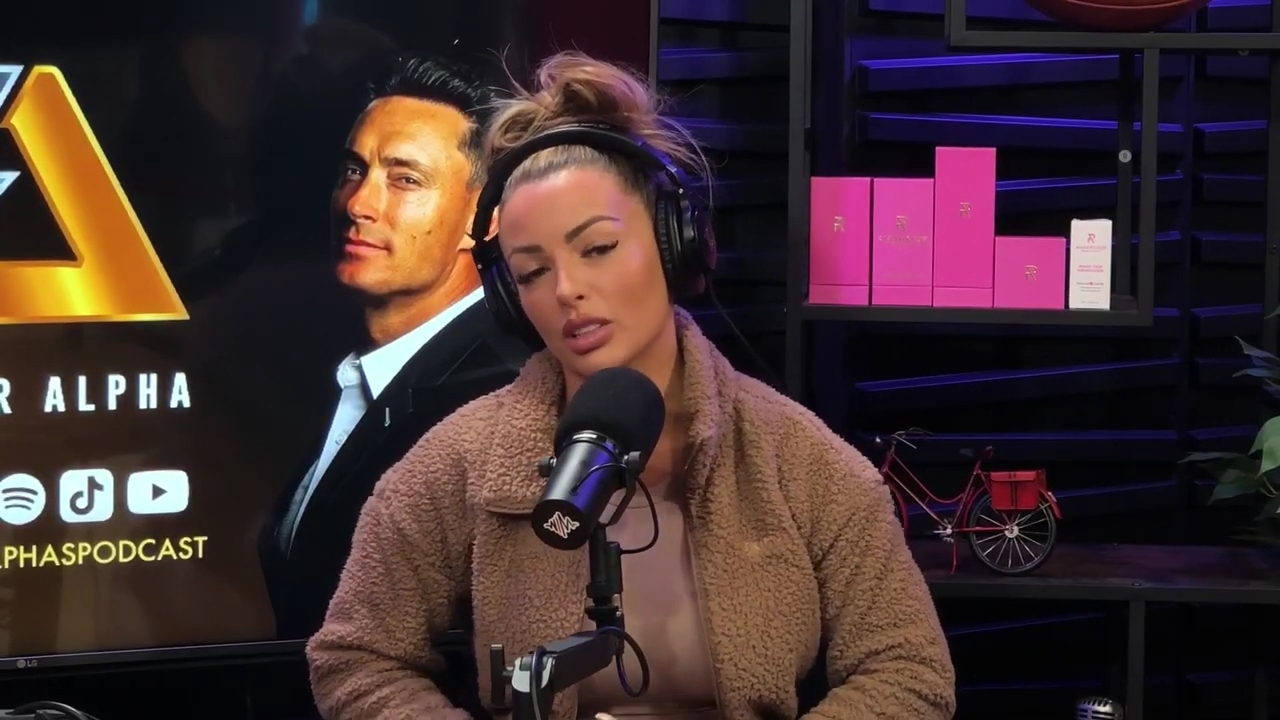 x2mate_com-Ep_13_-_Power_Alphas_Podcast__Love_Languages___28Mandy_Saccomanno__mp40487.jpg