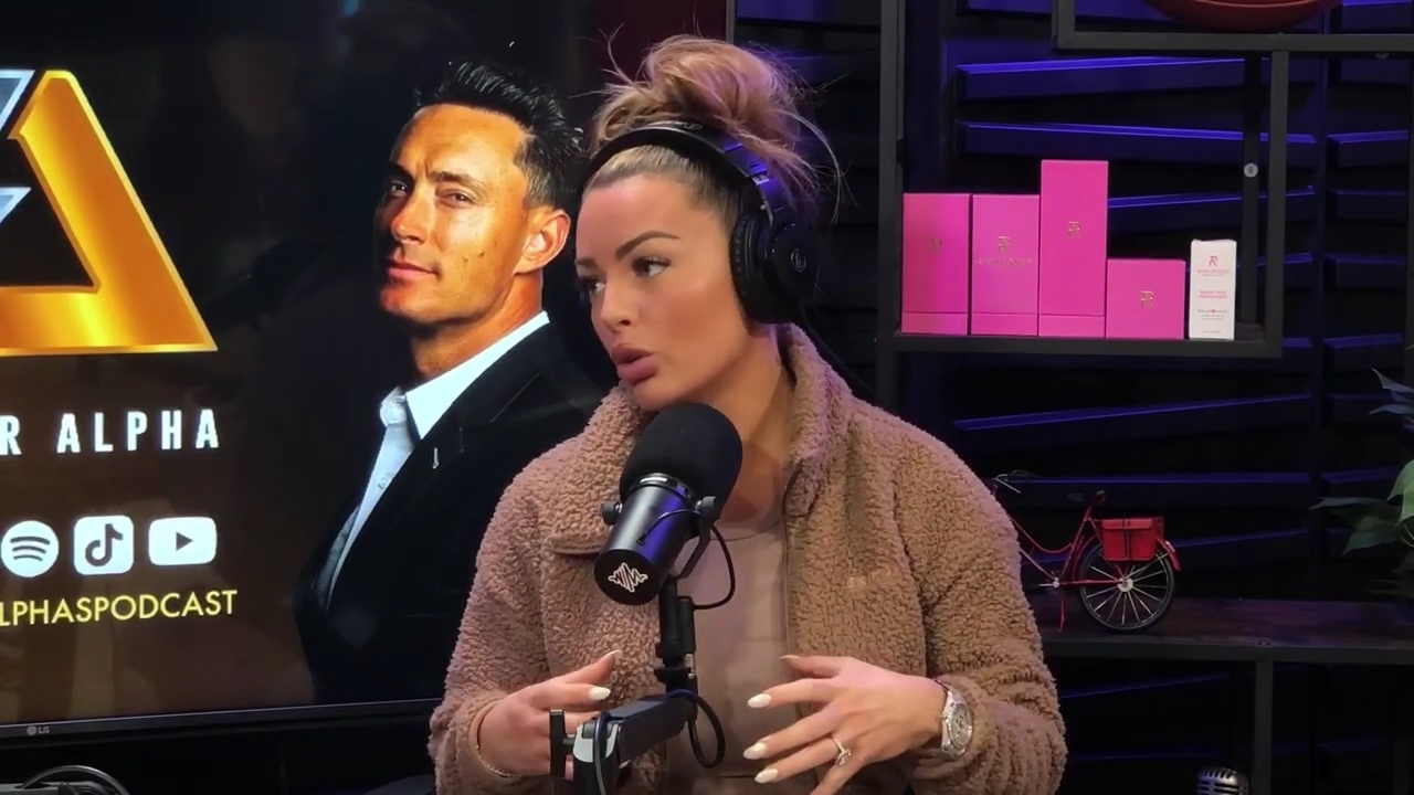 x2mate_com-Ep_13_-_Power_Alphas_Podcast__Love_Languages___28Mandy_Saccomanno__mp40528.jpg