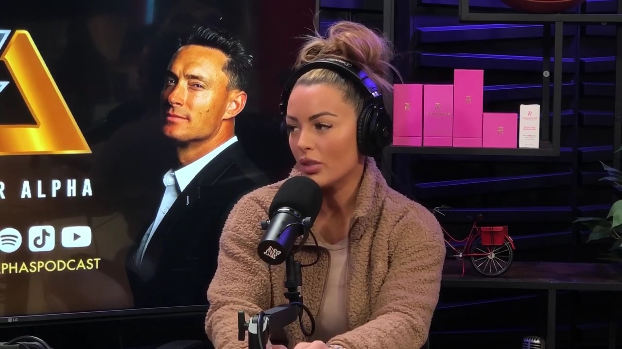 x2mate_com-Ep_13_-_Power_Alphas_Podcast__Love_Languages___28Mandy_Saccomanno__mp40620.jpg