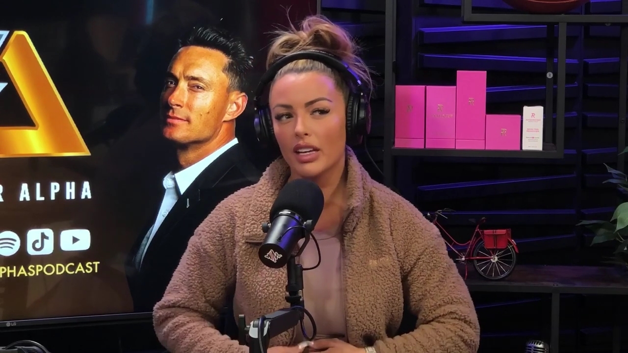 x2mate_com-Ep_13_-_Power_Alphas_Podcast__Love_Languages___28Mandy_Saccomanno__mp40639.jpg