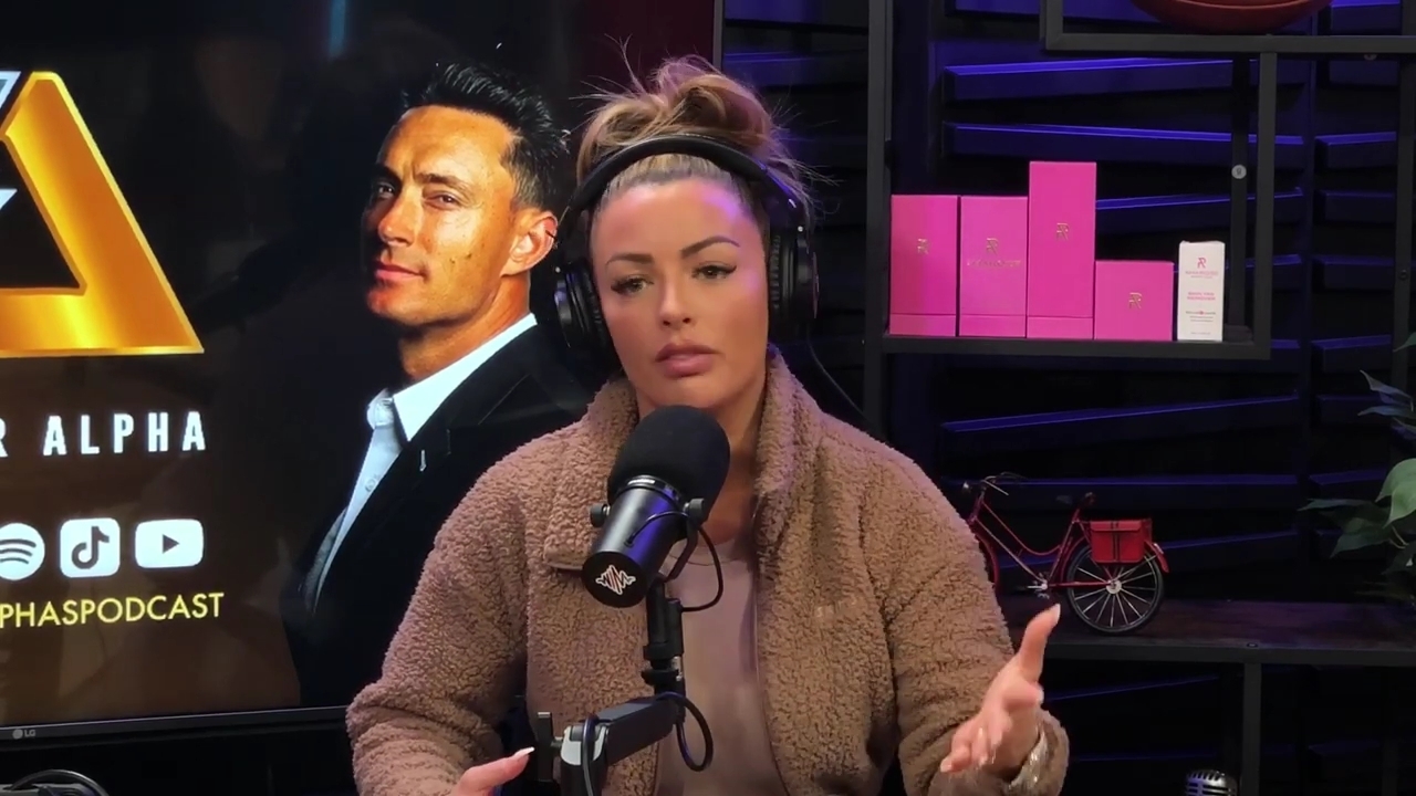 x2mate_com-Ep_13_-_Power_Alphas_Podcast__Love_Languages___28Mandy_Saccomanno__mp40651.jpg