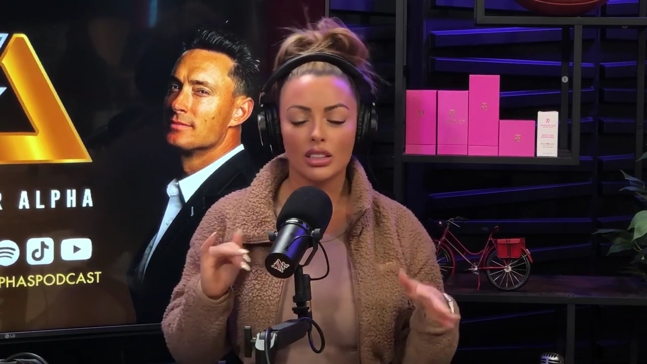 x2mate_com-Ep_13_-_Power_Alphas_Podcast__Love_Languages___28Mandy_Saccomanno__mp40675.jpg