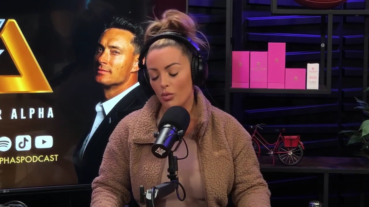 x2mate_com-Ep_13_-_Power_Alphas_Podcast__Love_Languages___28Mandy_Saccomanno__mp40679.jpg