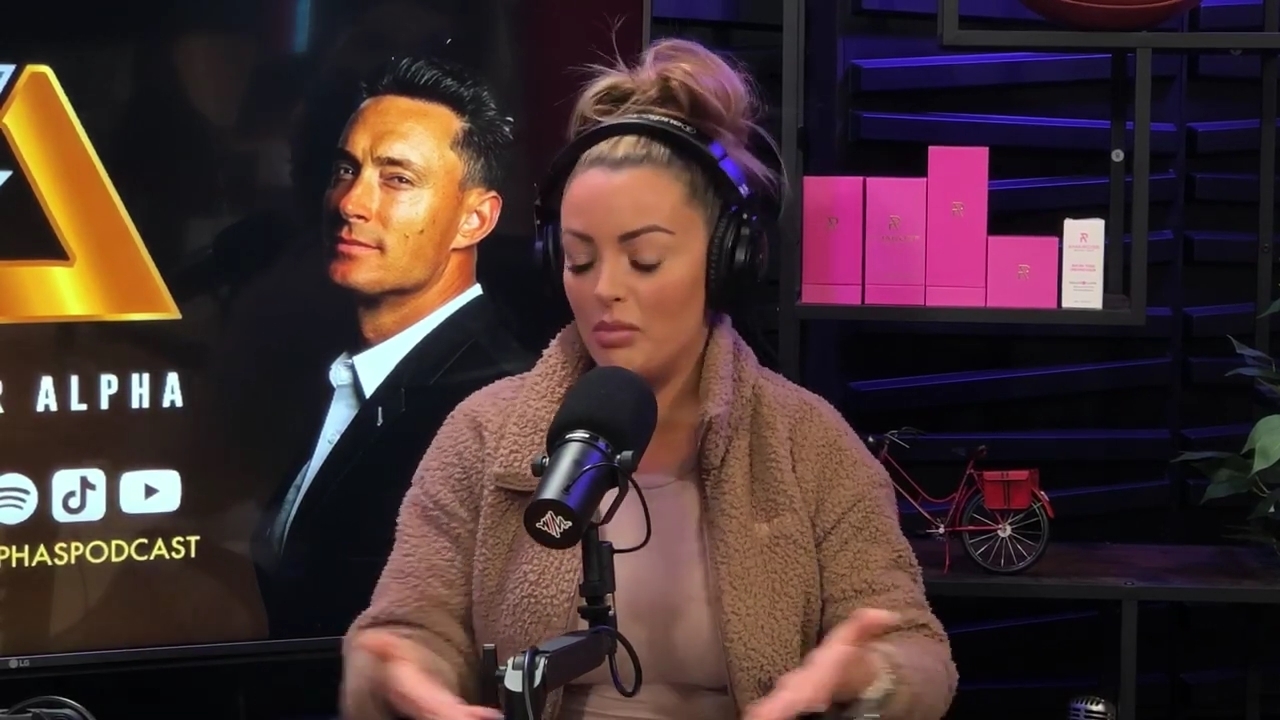 x2mate_com-Ep_13_-_Power_Alphas_Podcast__Love_Languages___28Mandy_Saccomanno__mp40697.jpg