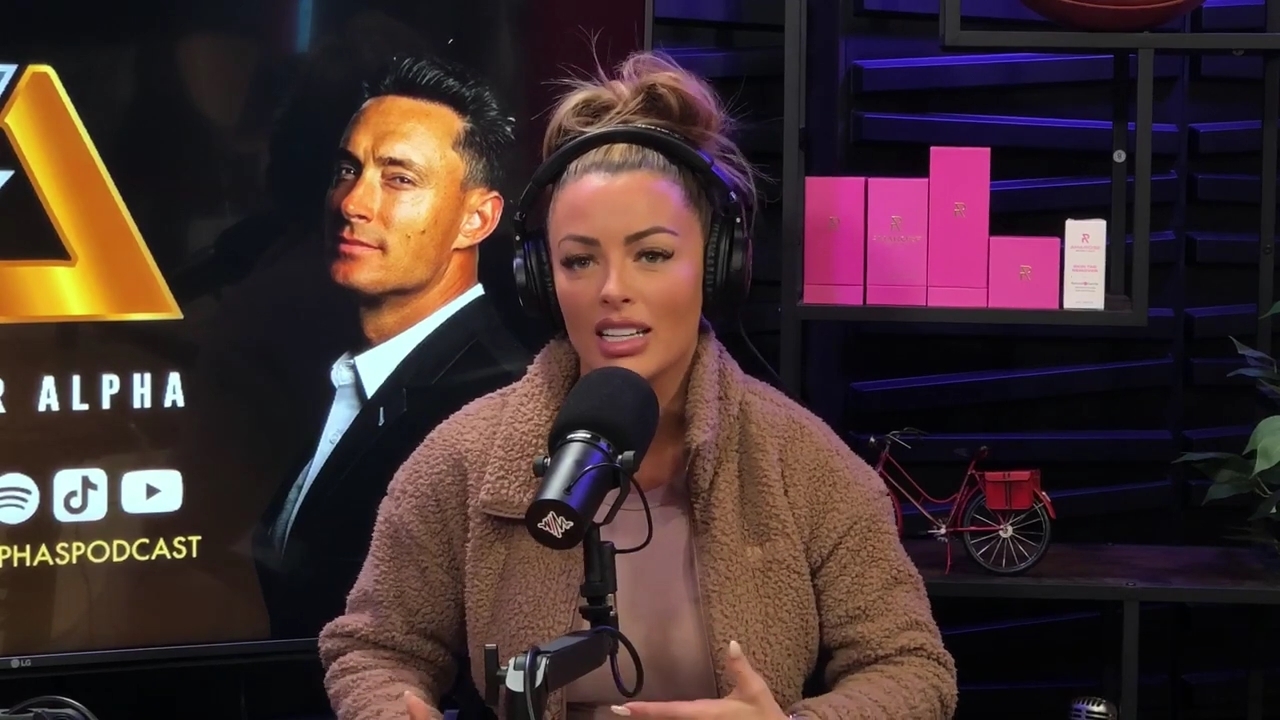 x2mate_com-Ep_13_-_Power_Alphas_Podcast__Love_Languages___28Mandy_Saccomanno__mp40704.jpg