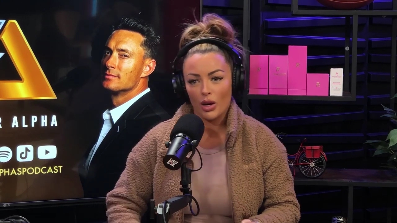 x2mate_com-Ep_13_-_Power_Alphas_Podcast__Love_Languages___28Mandy_Saccomanno__mp40710.jpg