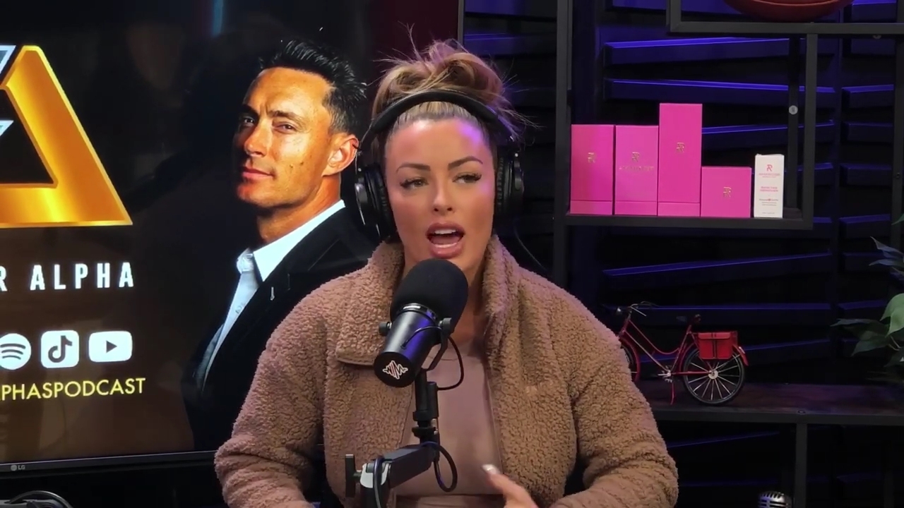 x2mate_com-Ep_13_-_Power_Alphas_Podcast__Love_Languages___28Mandy_Saccomanno__mp40717.jpg