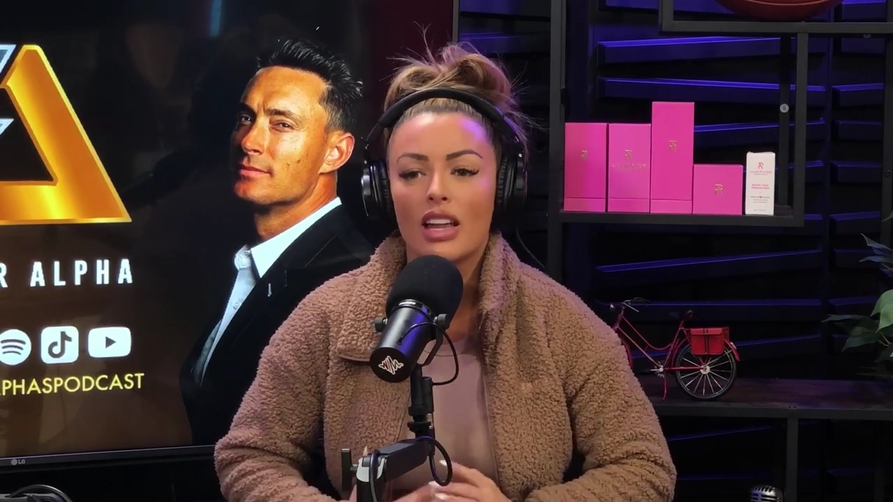 x2mate_com-Ep_13_-_Power_Alphas_Podcast__Love_Languages___28Mandy_Saccomanno__mp40719.jpg