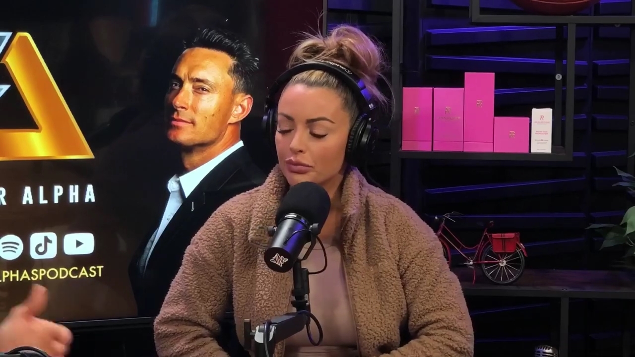 x2mate_com-Ep_13_-_Power_Alphas_Podcast__Love_Languages___28Mandy_Saccomanno__mp40789.jpg