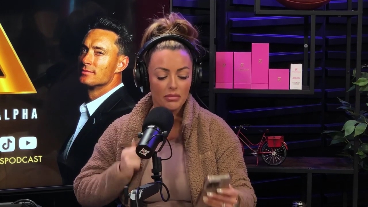 x2mate_com-Ep_13_-_Power_Alphas_Podcast__Love_Languages___28Mandy_Saccomanno__mp41015.jpg