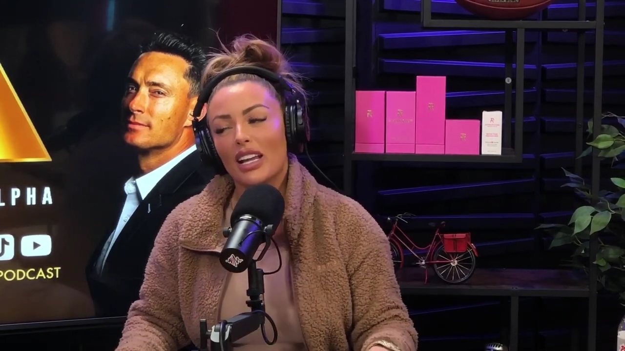 x2mate_com-Ep_13_-_Power_Alphas_Podcast__Love_Languages___28Mandy_Saccomanno__mp41146.jpg