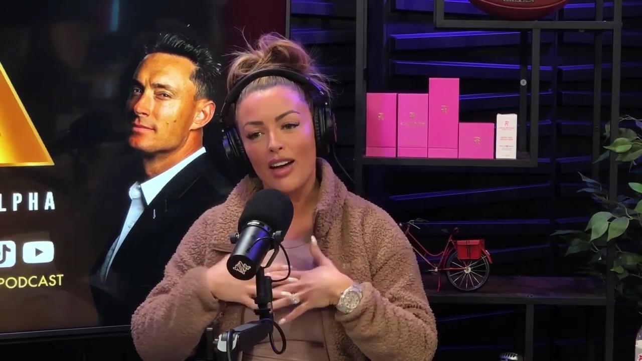 x2mate_com-Ep_13_-_Power_Alphas_Podcast__Love_Languages___28Mandy_Saccomanno__mp41152.jpg