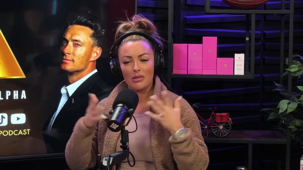 x2mate_com-Ep_13_-_Power_Alphas_Podcast__Love_Languages___28Mandy_Saccomanno__mp41155.jpg