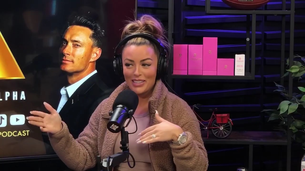 x2mate_com-Ep_13_-_Power_Alphas_Podcast__Love_Languages___28Mandy_Saccomanno__mp41180.jpg