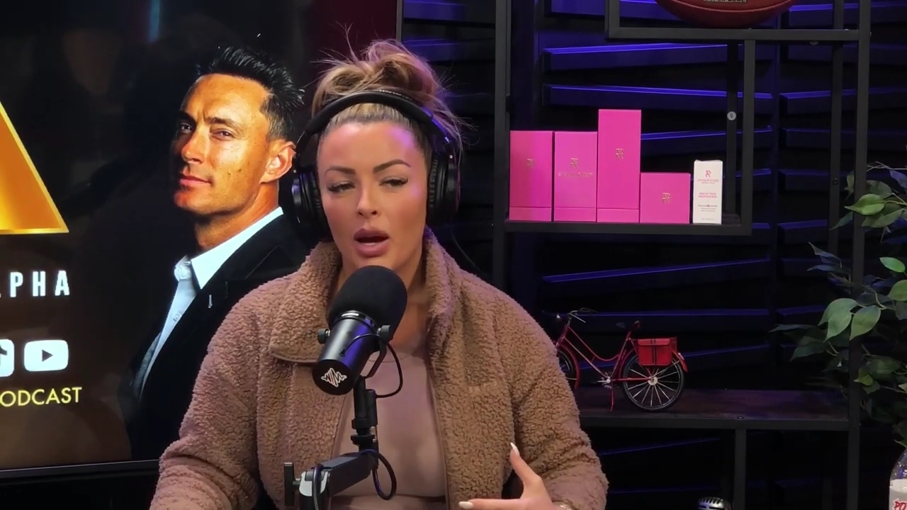 x2mate_com-Ep_13_-_Power_Alphas_Podcast__Love_Languages___28Mandy_Saccomanno__mp41215.jpg