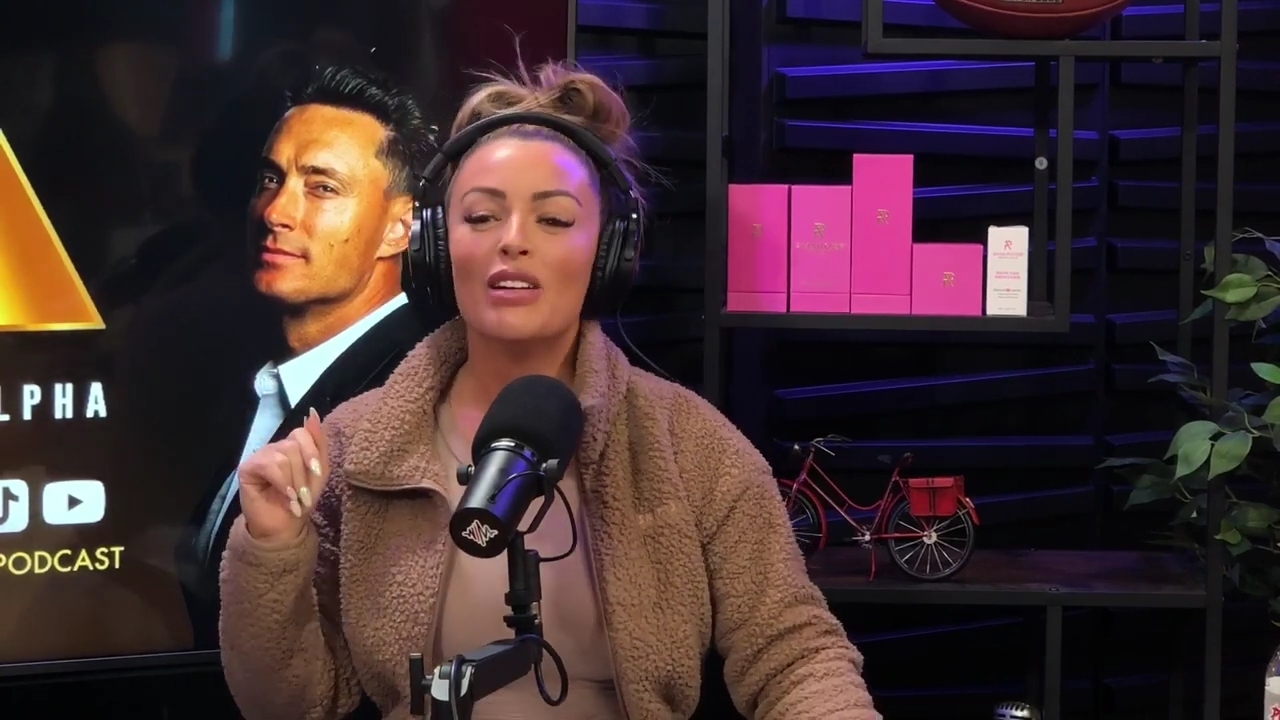 x2mate_com-Ep_13_-_Power_Alphas_Podcast__Love_Languages___28Mandy_Saccomanno__mp41245.jpg