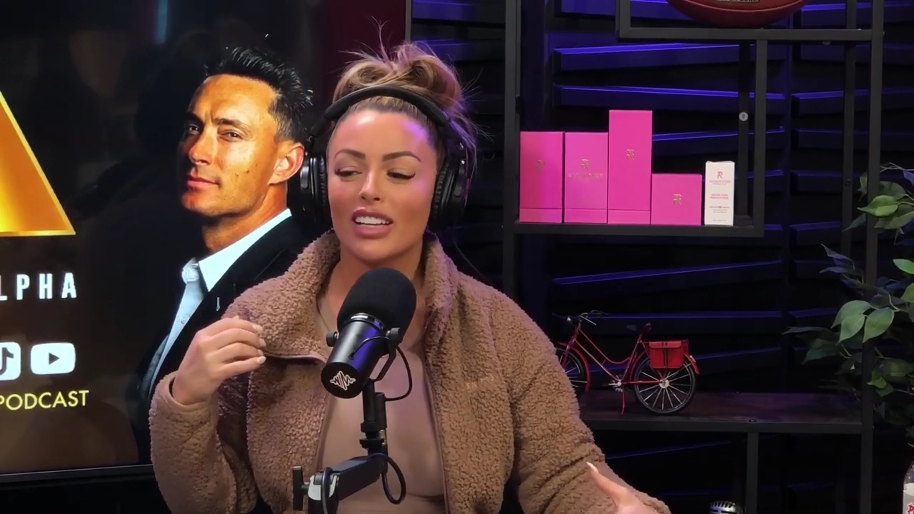x2mate_com-Ep_13_-_Power_Alphas_Podcast__Love_Languages___28Mandy_Saccomanno__mp41246.jpg